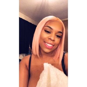 Meet your Posher, Antoinette